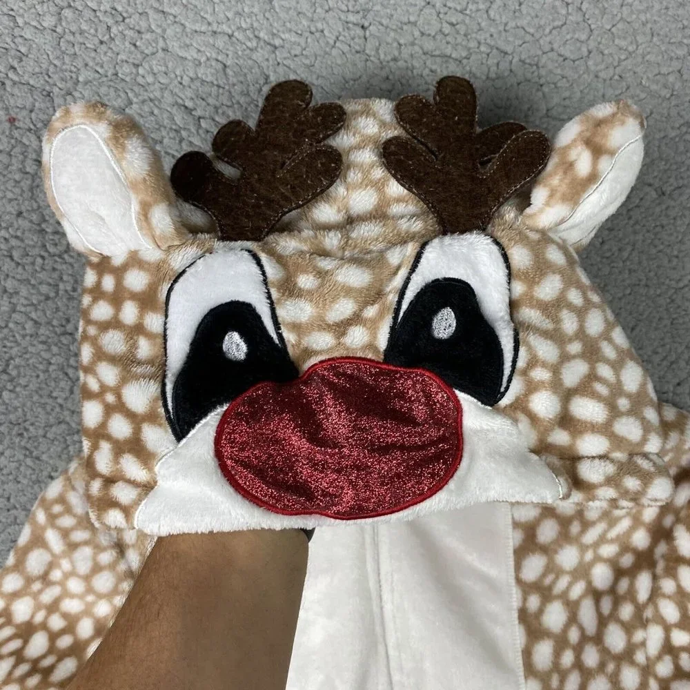 Peace Love and Dreams Reindeer Womens Medium One Piece‎ Pajama Rudolph Soft EUC